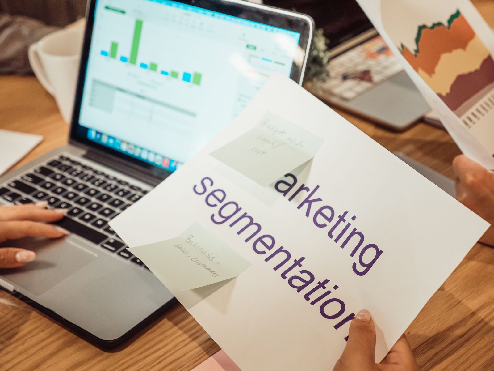 Segmentation marketing et analyse d'audience — DigiCom Consulting